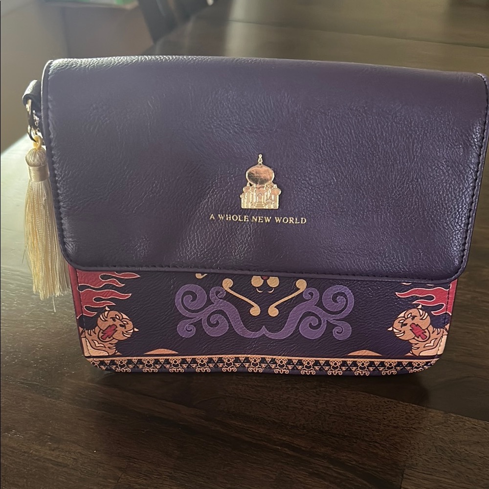 LAST CHANCE OFFER: 
Disney Aladdin Crossbody Bag with Elegant Design